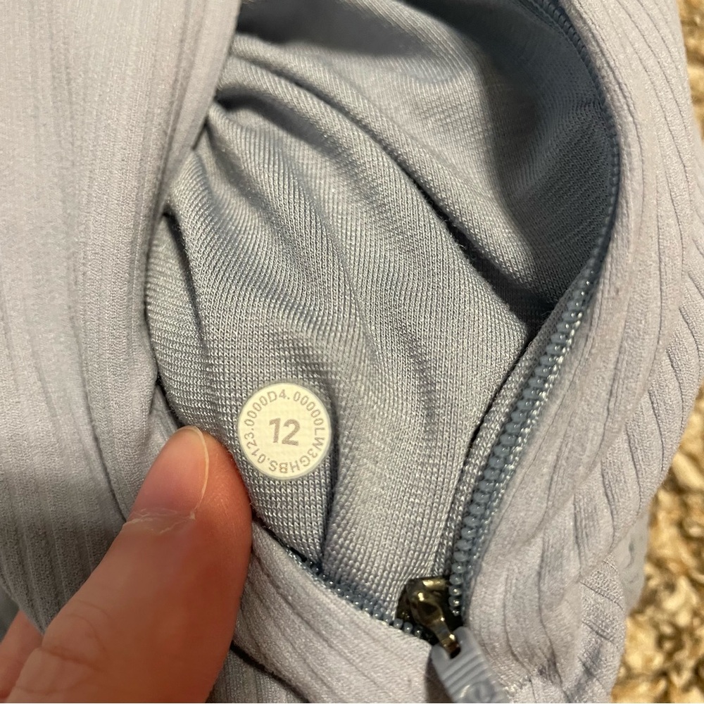 Lululemon Cropped Ribbed Define Jacket - Picture 3 of 5